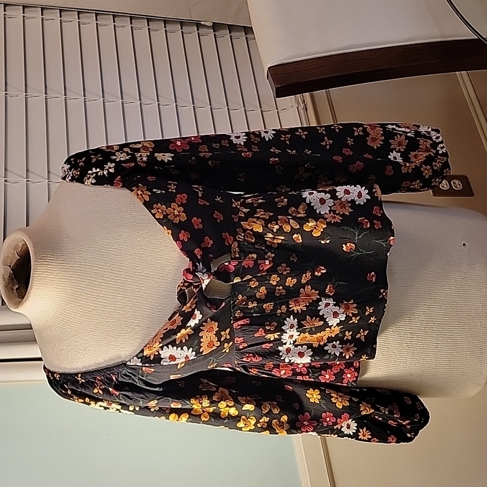 PATRONS OF PEACE BLOUSE